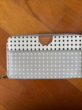 Fossil Cream and Black Polka Dot Zip Wallet with Tan Leather Trim